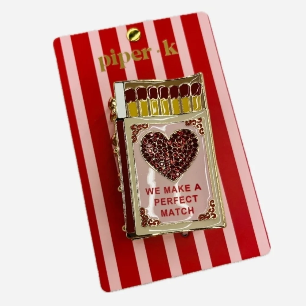 💝▪️Piper K ▪️‘We make a perfect Match’ Enamel Hair Claw Metal  Clip